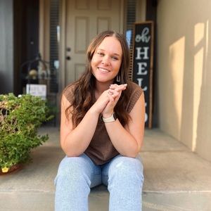 Meet your Posher, Lindsey